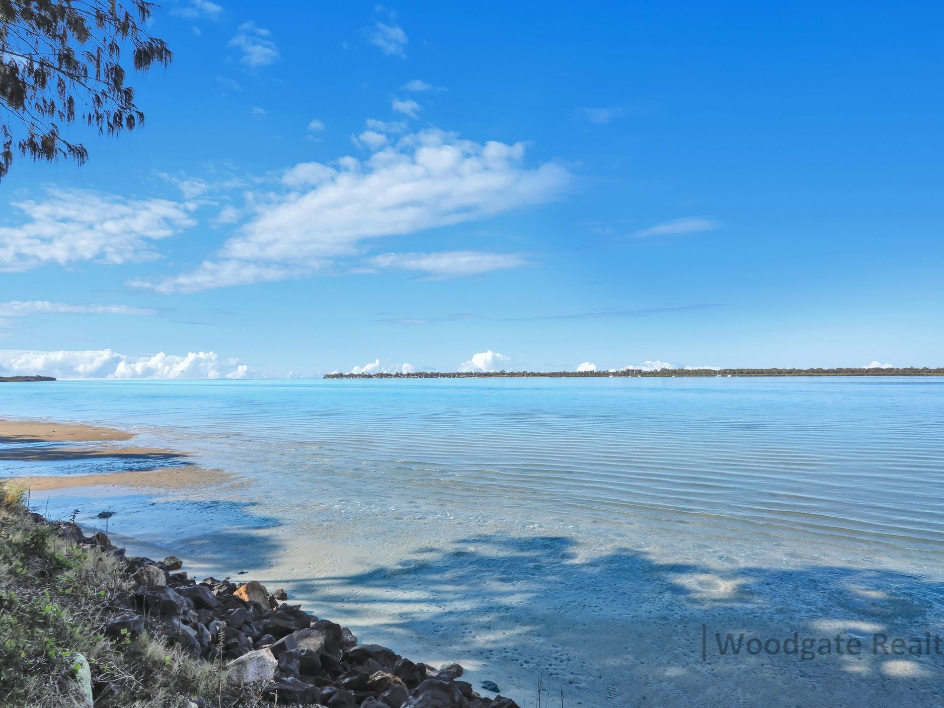 21 Esplanade Walkers Pt., Woodgate