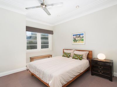 10 / 5 Glenwood Avenue, Coogee