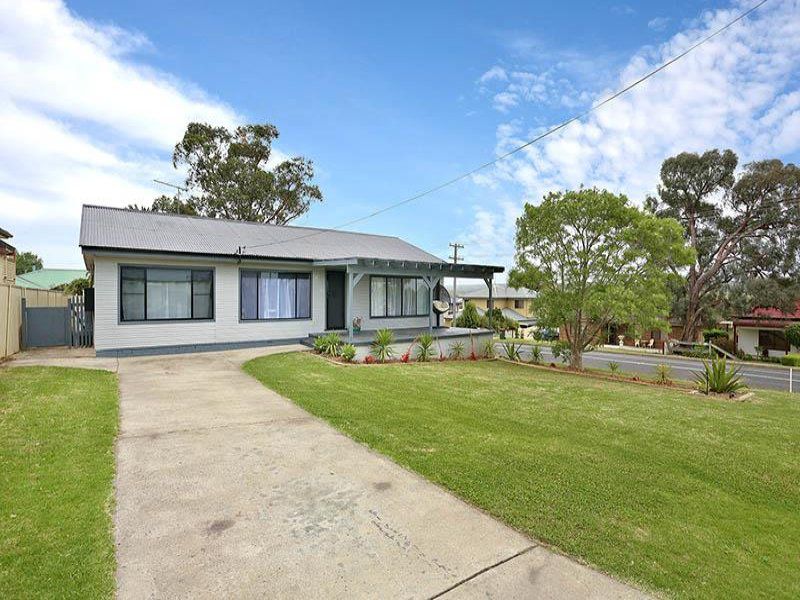 12 Danella  St, The Oaks