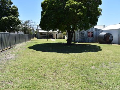 9 Main Street, Millicent