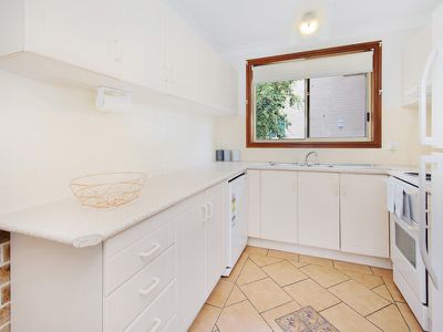 2 / 66 Pur Pur Avenue, Lake Illawarra
