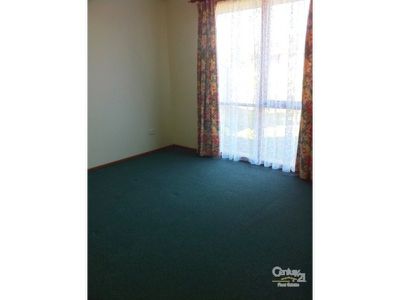 2 Rosalie Court, Hampton Park