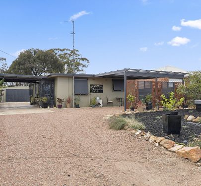 9 Nicholson Street, Rushworth