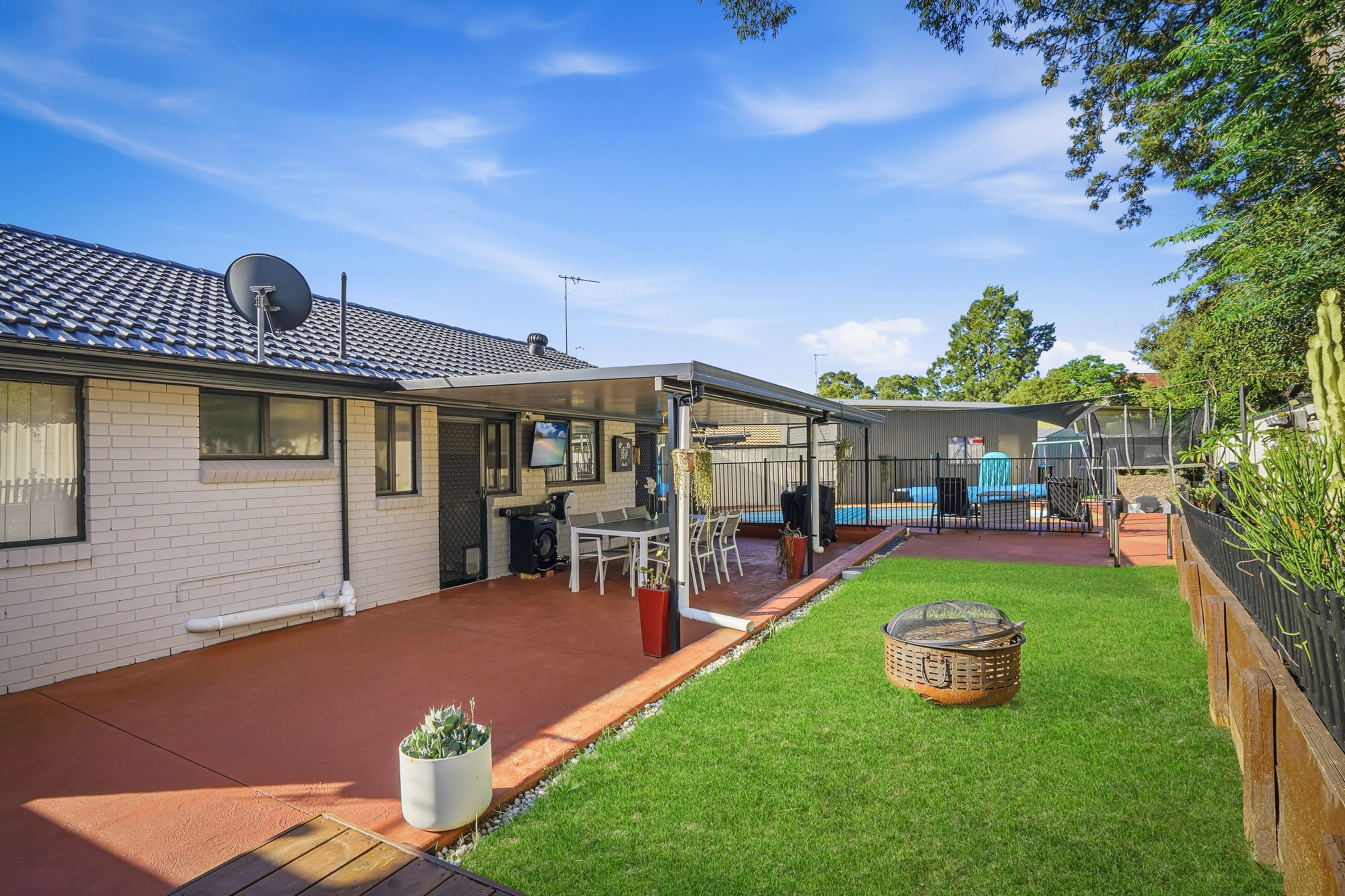 13 Piper Close, KINGSWOOD