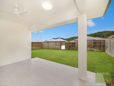 6 Truman Way, Mount Louisa