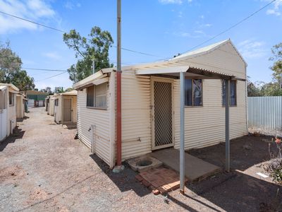 10 Hanbury Street, Kalgoorlie
