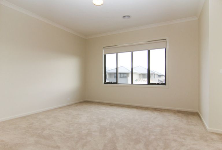 6 Red Brush Drive, Keysborough