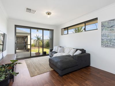 24 Wolfson Way, Piara Waters