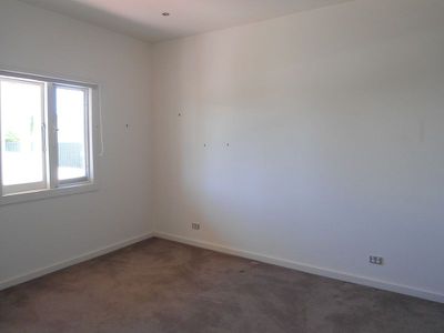 8 Davey Street, East Geelong