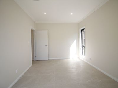 11 Browning Street, East Hills