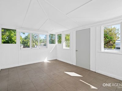 16 Albert St, Goodna