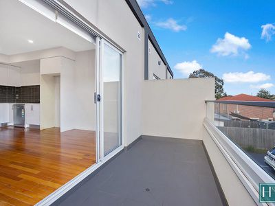 23 / 21 Station Road, Oak Park