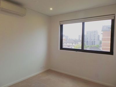 302 / 10  Gladstone Street, Burwood