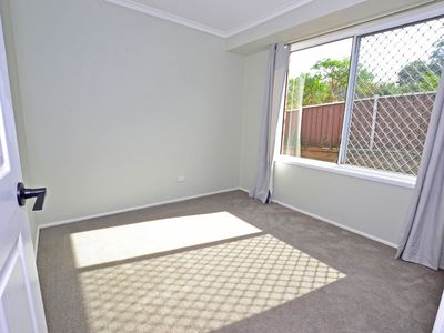 15 SHACKLETON STREET, Robertson