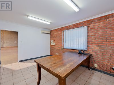 2 / 35 Cooper Road, Cockburn Central