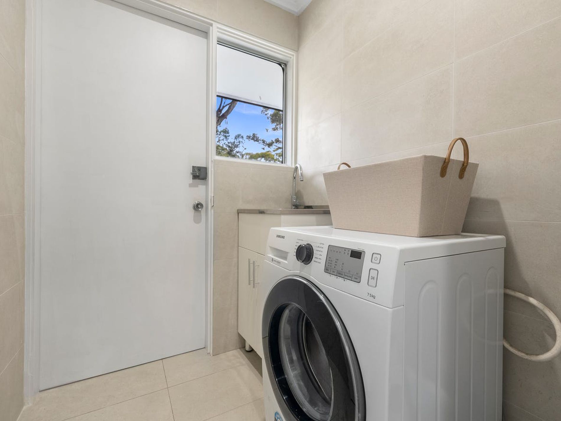 68 Bolaro Avenue, Greystanes