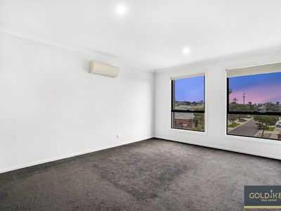 9B Obsidian Avenue, Tarneit