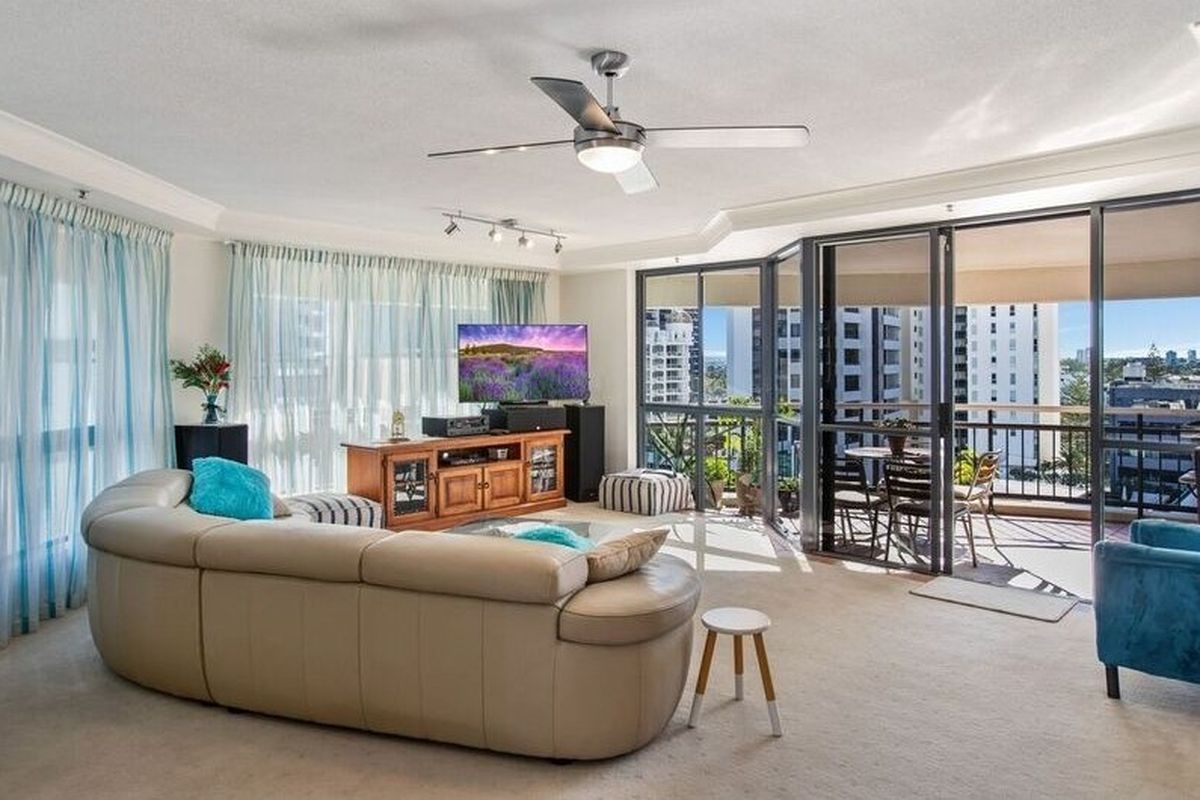 101 / 15 Victoria Avenue, Broadbeach
