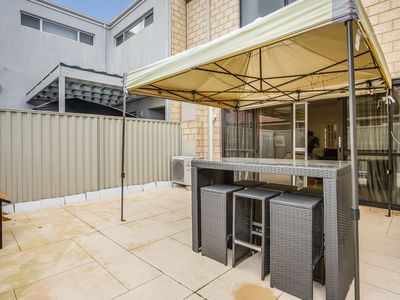 4 / 70 Gairloch Street, Applecross