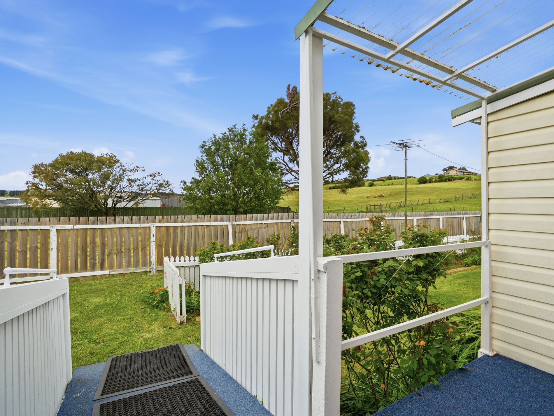 42 Badajos Street, Ross