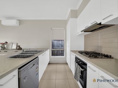 5 Koukoura Drive, Epping