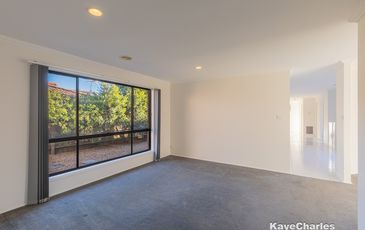 16 Retreat Circuit, Beaconsfield