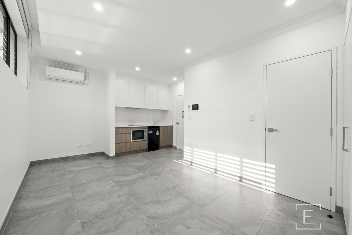 13 Orth Street, Kingswood