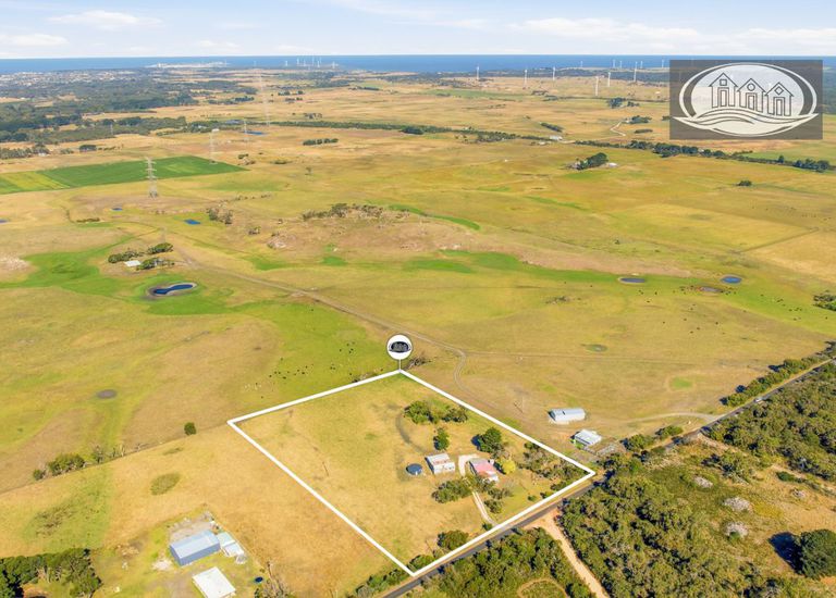 138 Oakleys Road, Portland