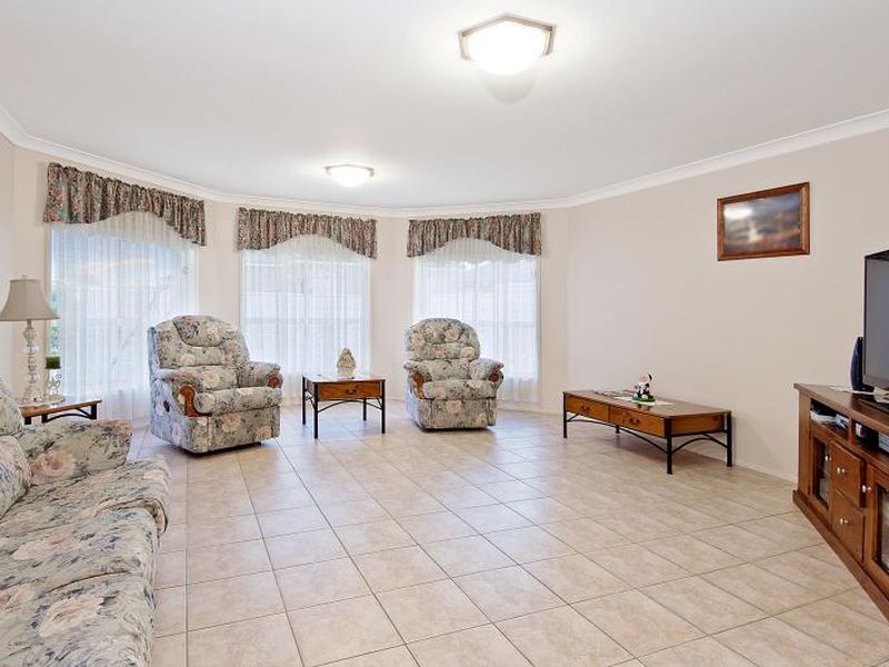 9 John Warren Avenue, Glenwood