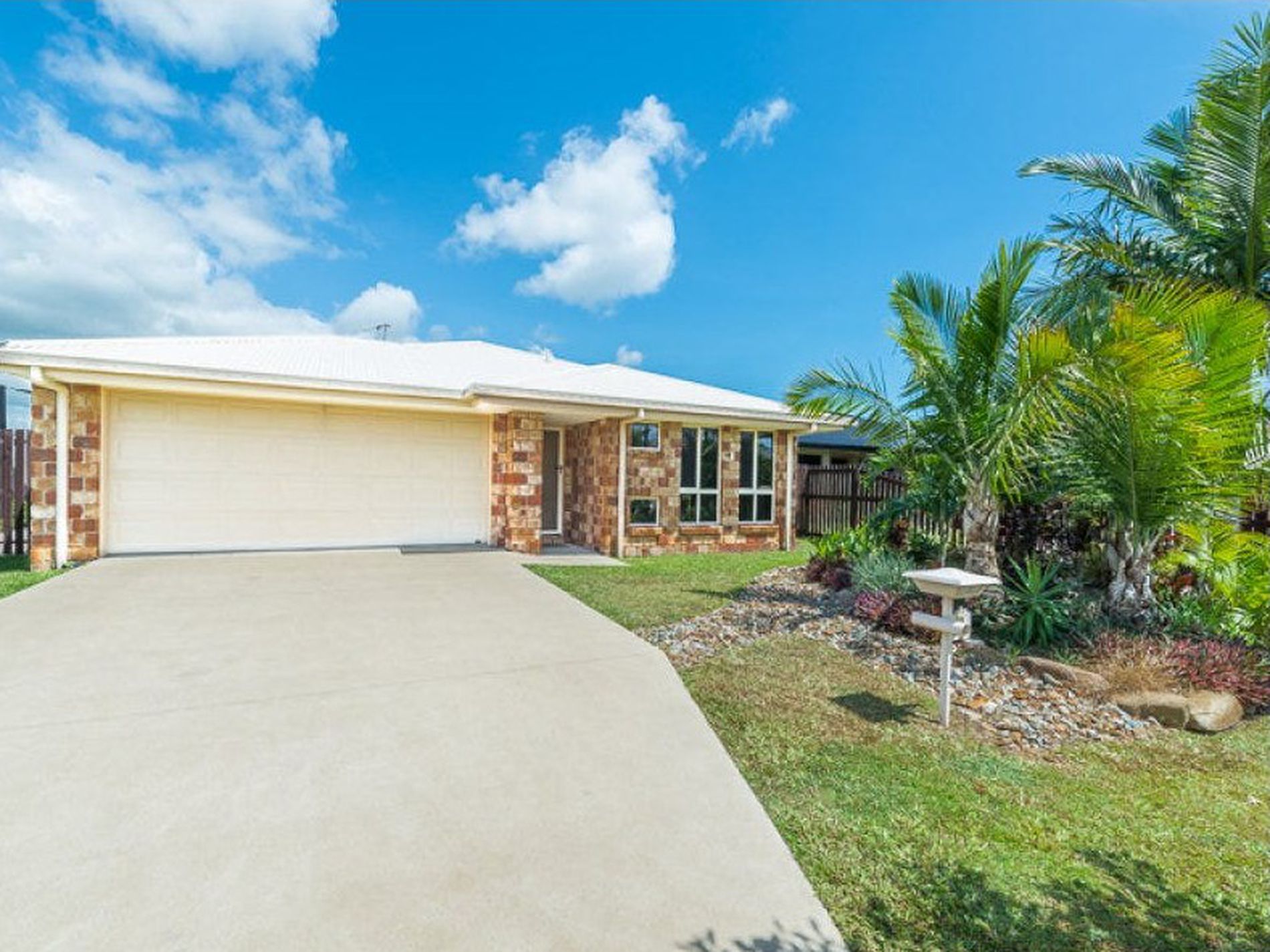 12 Hangan Street, Bucasia
