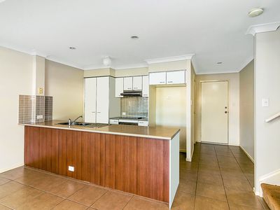 10 / 50 JOYCE CRESCENT, Bracken Ridge