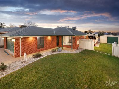 4 FIRESTONE WAY, Wodonga