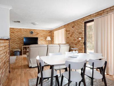 38B Burkett Drive, Hannans