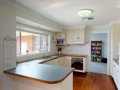 75 Websdale Drive, Dubbo