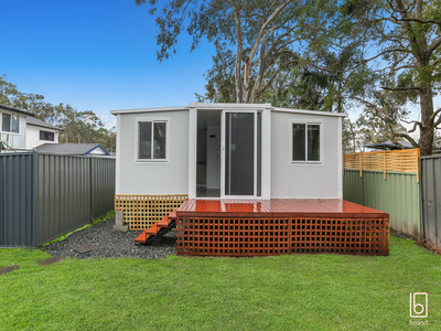 24a Lowana Avenue, Charmhaven