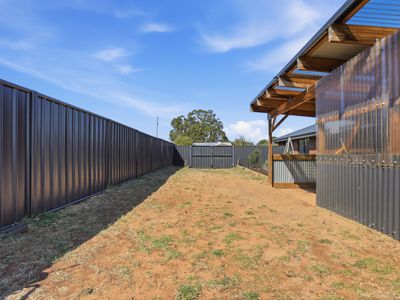 9 Bond Street, Campbell Town