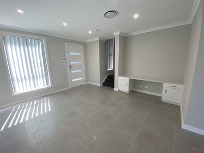 240 Sixth Avenue, Austral