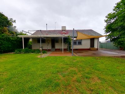 42 Sterling Street, Dubbo