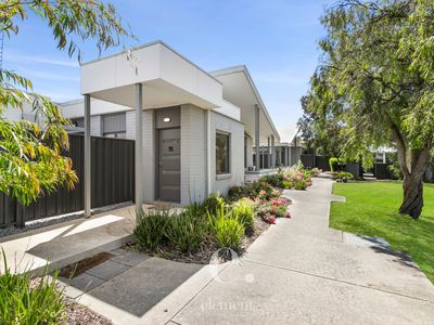 15 / 17-25 Colac Grove, Belmont