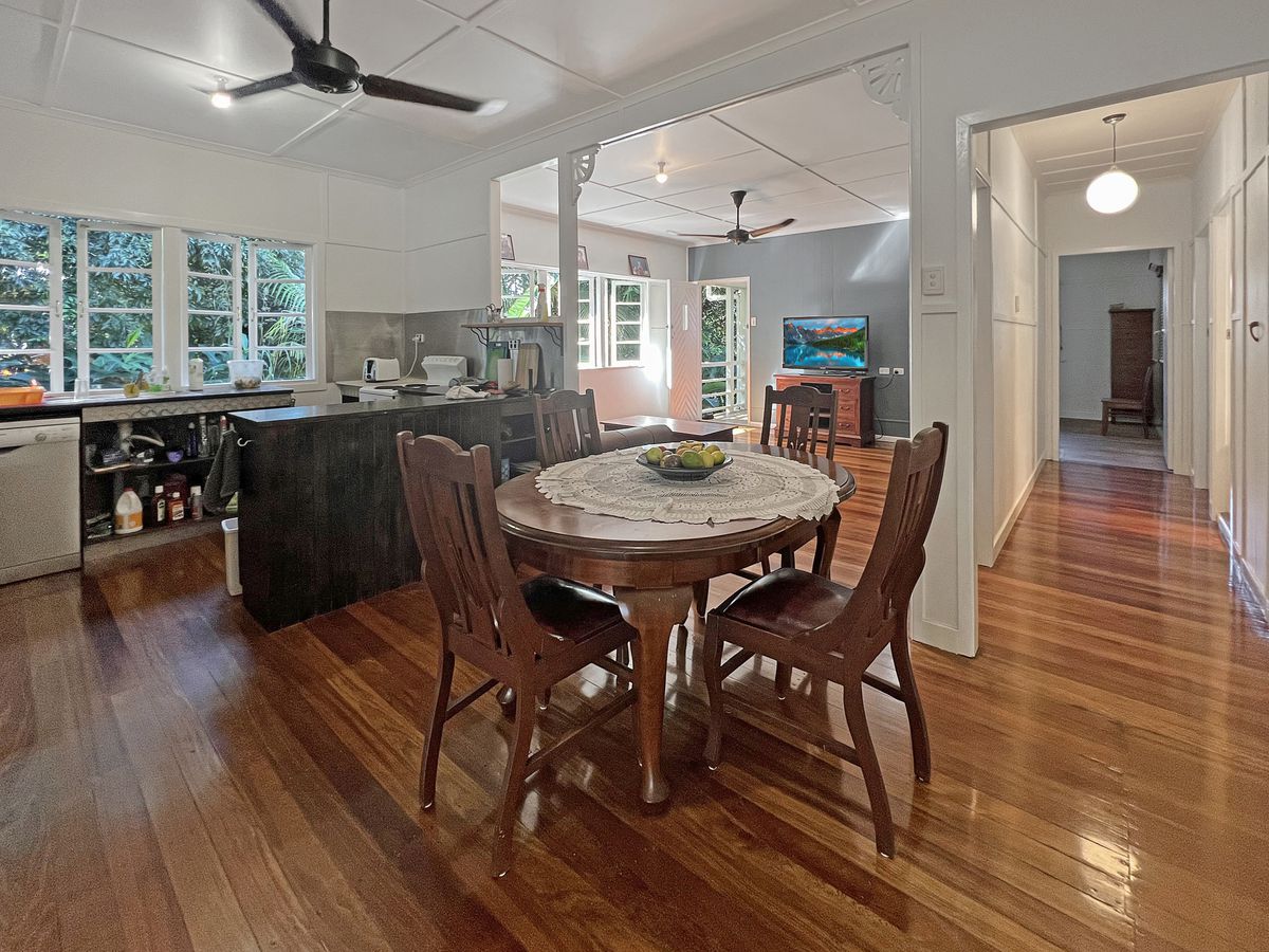 17 Oak Street, Yungaburra