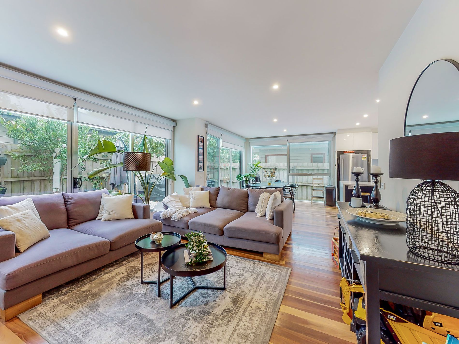 2 / 100 Kororoit Creek Road, Williamstown