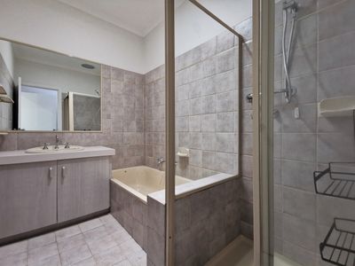 1 / 86 King Street, Doncaster East