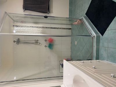 40-48 WOODEND COURT, Park Ridge