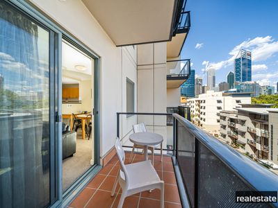 53 / 118 Mounts Bay Road, Perth