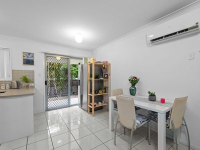 17 / 64 Frenchs Road, Petrie
