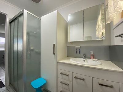 653 Boat Harbour Drive, Urangan
