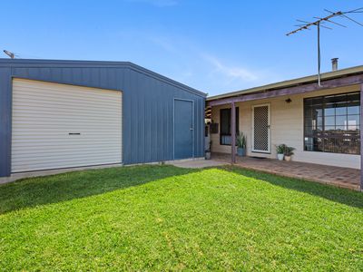 9 Sheed Place, Hannans