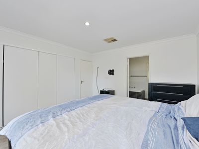 1 / 179 Leake Street, Belmont