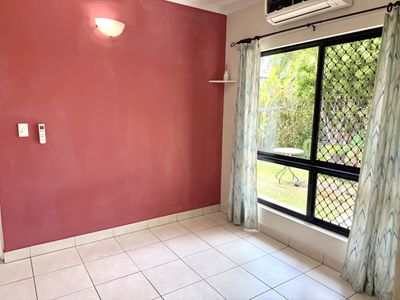 5 Nayler Court, Farrar
