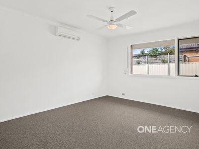 22 Fir Crescent, Albion Park Rail